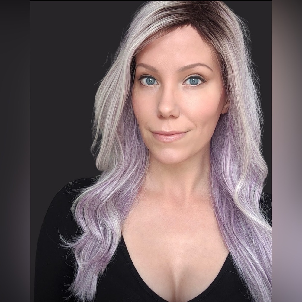 Heat friendly long wig in Lilac Frost!